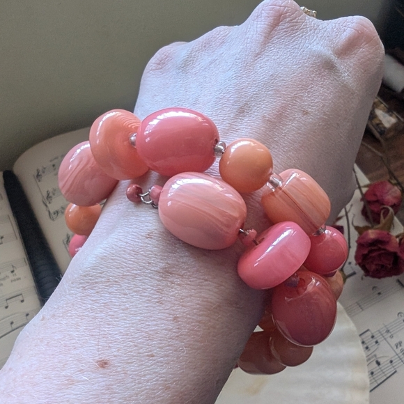 Pink and Peach Beaded Bracelet - Picture 4 of 8